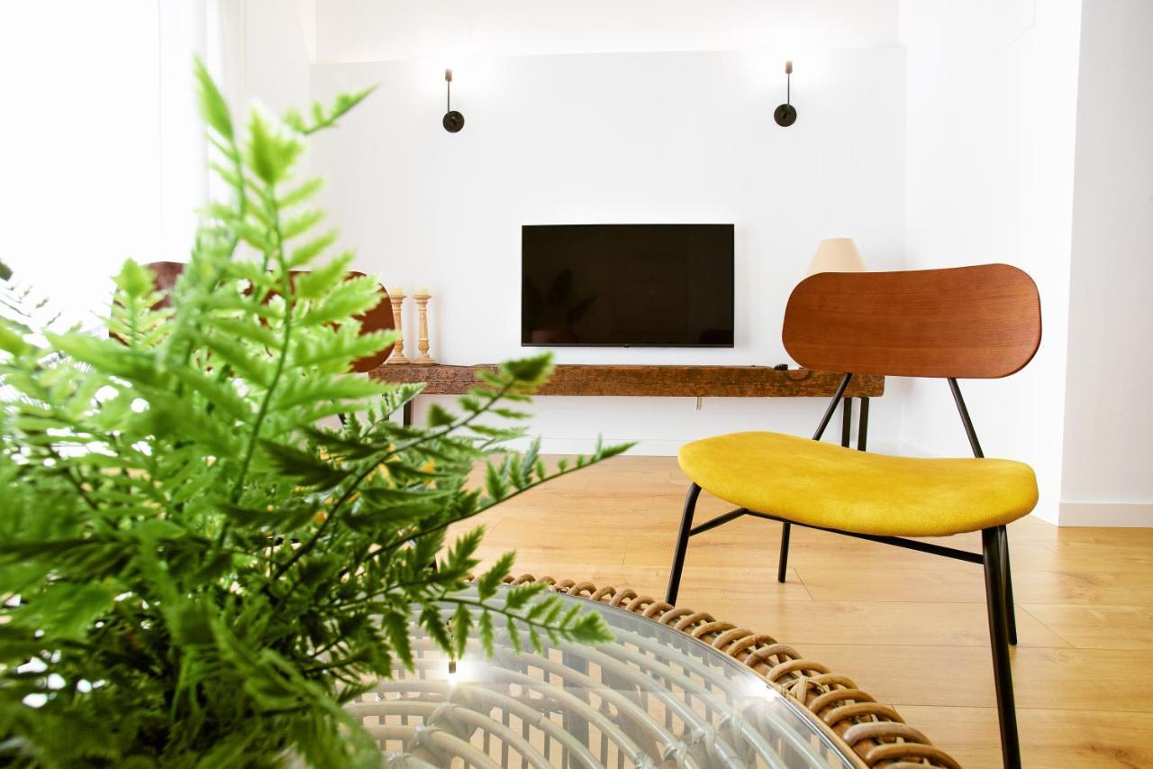 Apartamentos Duran Tirso De Molina Merida Bagian luar foto